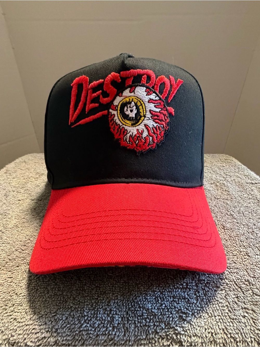 100% Cotton Mishka NWT OS One Size Destroy Keep Watch Eyeball Snapback Hat